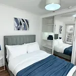London Cosy 2 Bedroom Modern Suite
